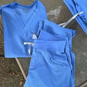 FIGS scrubs